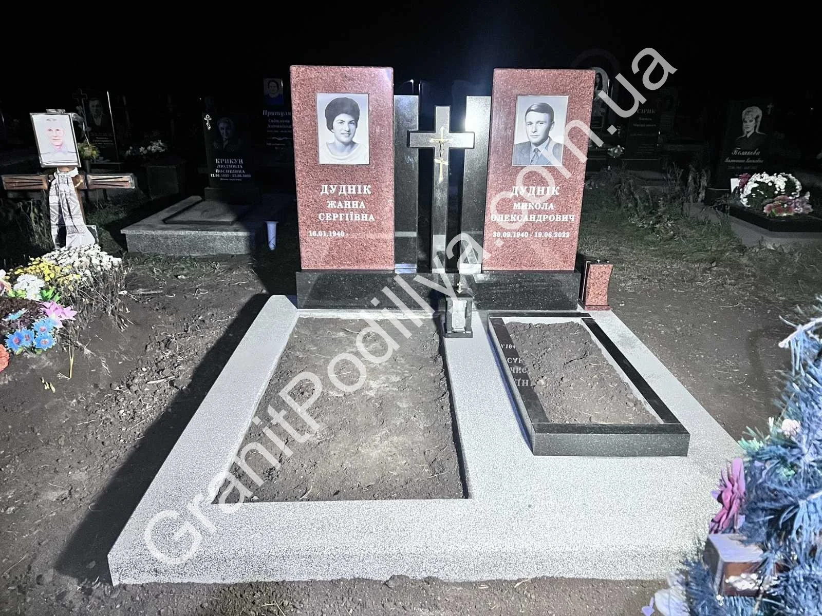 Подвійний пам'ятник з граніту - Кам'янець-Подільський | GranitPodillya